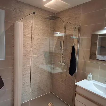 Le Des 3 Moulins Pensión Sigean